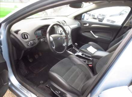 Ford - Mondeo