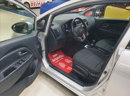 Kia - Rio