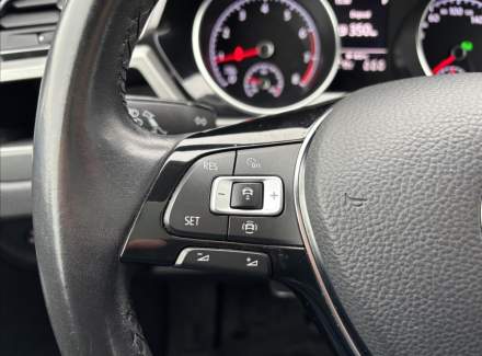Volkswagen - Touran