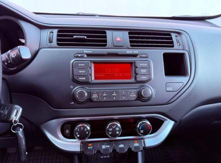 Kia - Rio