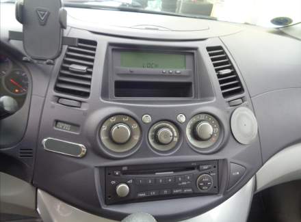 Mitsubishi - Grandis