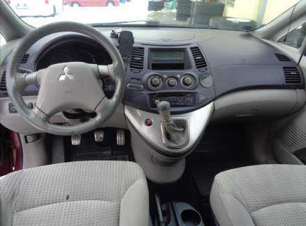 Mitsubishi - Grandis