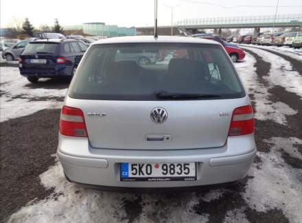 Volkswagen - Golf