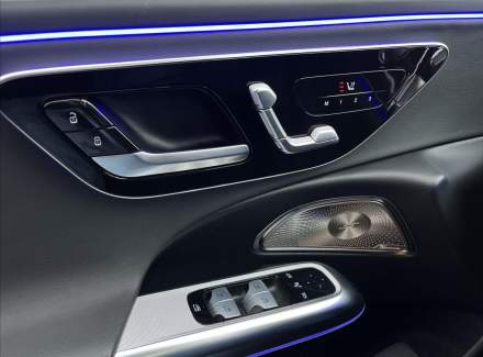 Mercedes-Benz - E-class