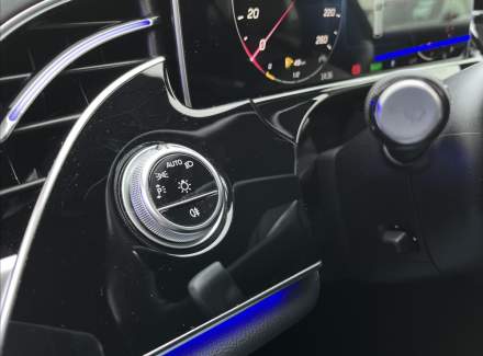 Mercedes-Benz - E-class