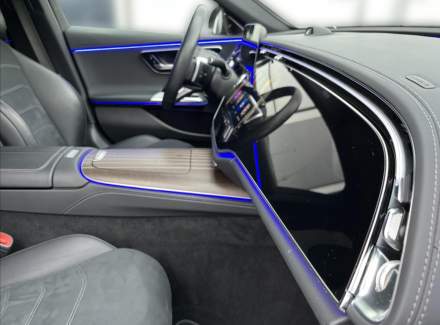 Mercedes-Benz - E-class