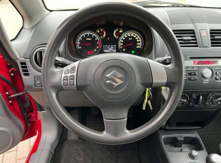 Suzuki - SX4