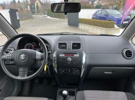 Suzuki - SX4