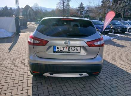 Nissan - Qashqai