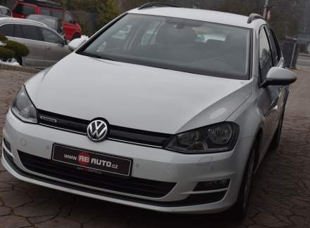 Volkswagen - Golf