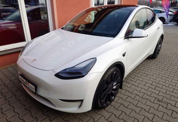 Tesla - Model Y