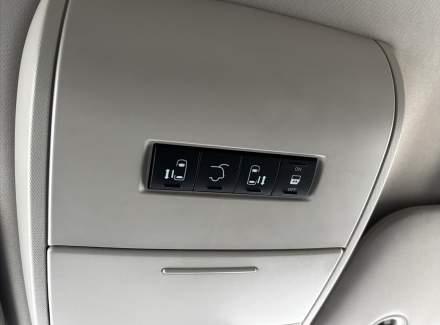 Chrysler - Town & Country