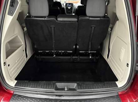 Chrysler - Town & Country