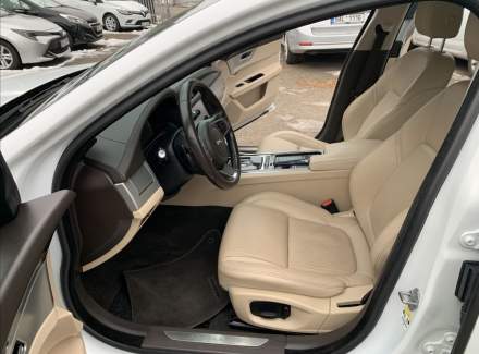 Jaguar - XF