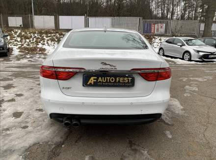 Jaguar - XF