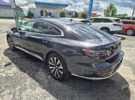 Volkswagen - Arteon
