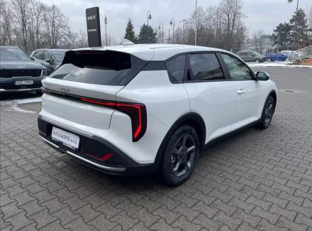 Kia - K4