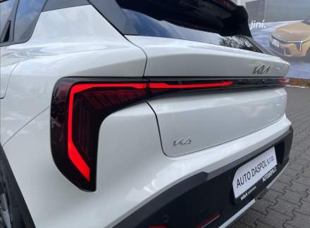 Kia - K4