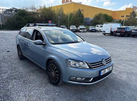 Volkswagen - Passat