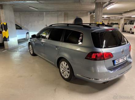 Volkswagen - Passat