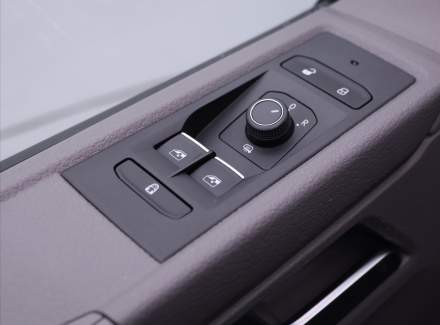 Volkswagen - Caravelle