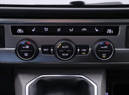 Volkswagen - Caravelle