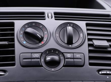 Mercedes-Benz - Vito