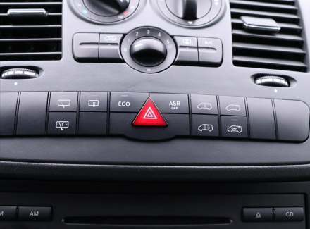 Mercedes-Benz - Vito