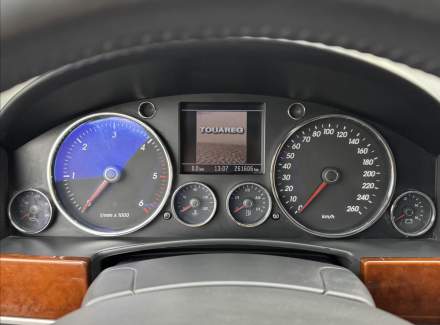 Volkswagen - Touareg