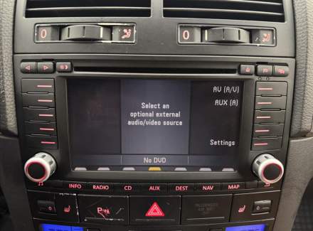 Volkswagen - Touareg