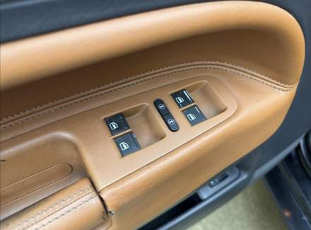 Volkswagen - Touareg