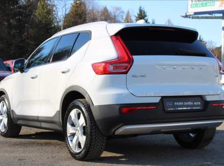 Volvo - XC40