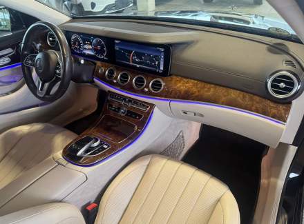 Mercedes-Benz - E-class