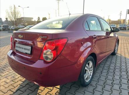 Chevrolet - Aveo