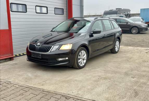 Škoda - Octavia