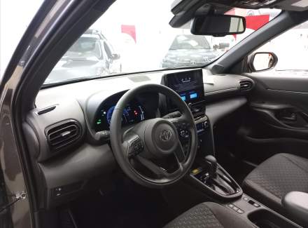 Toyota - Yaris Cross