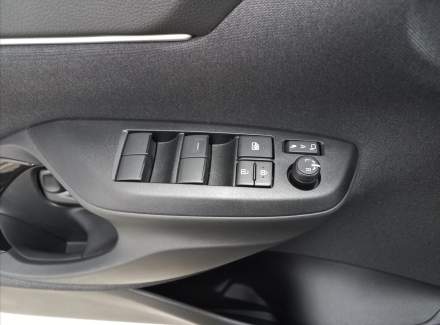 Toyota - Yaris Cross