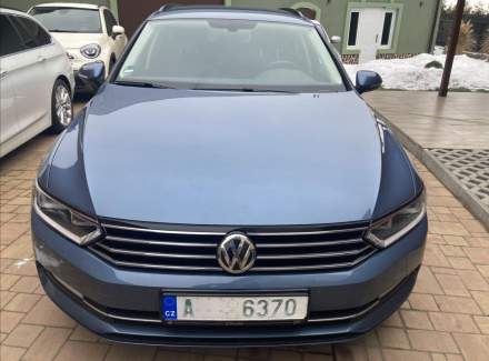 Volkswagen - Passat