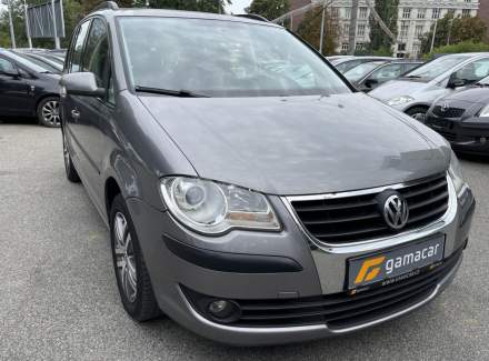 Volkswagen - Touran