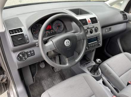 Volkswagen - Touran