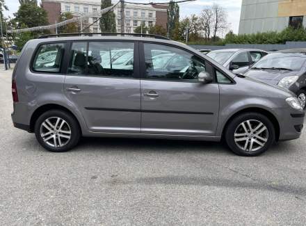 Volkswagen - Touran