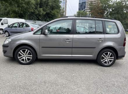 Volkswagen - Touran