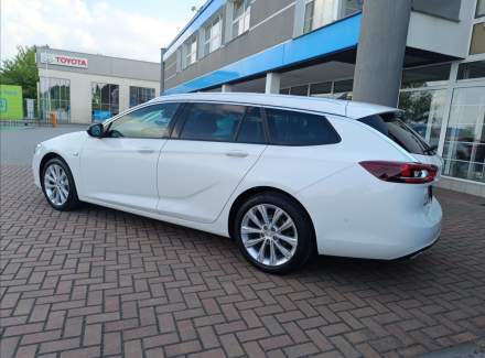 Opel - Insignia