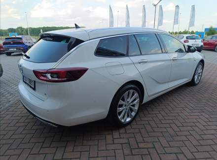 Opel - Insignia