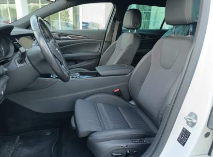 Opel - Insignia