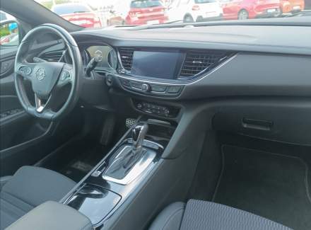 Opel - Insignia