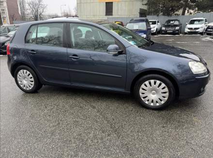 Volkswagen - Golf