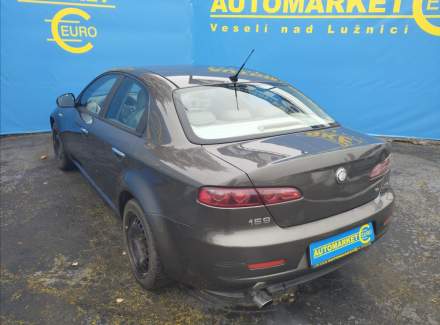 Alfa Romeo - 159