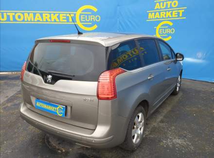 Peugeot - 5008