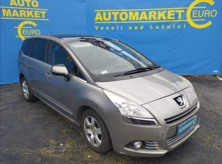 Peugeot - 5008